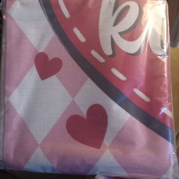 Fahrendom Valentines Day Hearts Decorative Throw Pillow Covers 20 x 20 Set of 4, - Picture 4 of 4